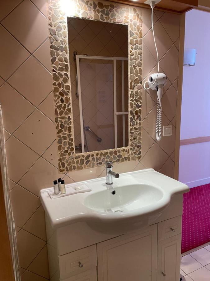 Hotel La Capitainerie Châteauneuf-sur-Loire エクステリア 写真